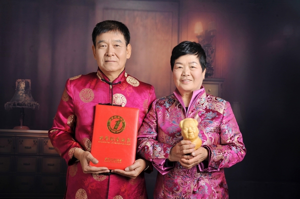 世界上最早成功种植毛泽东肖像葫芦——薛跃廷