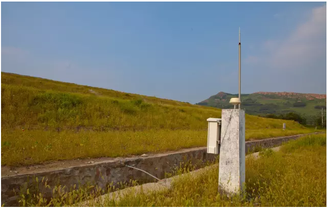 山体表面位移监测 山体表面位移监测是通过在坡顶和坡体建立观测墩,在