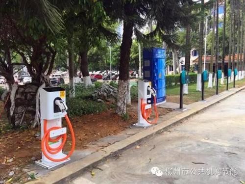 深圳2017年新能源汽车地补出炉 纯电动货车与专用车单车最高补7.5万