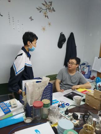 关爱相伴成长 护航学子心路—淄博十七中开展与学生全面谈心谈话