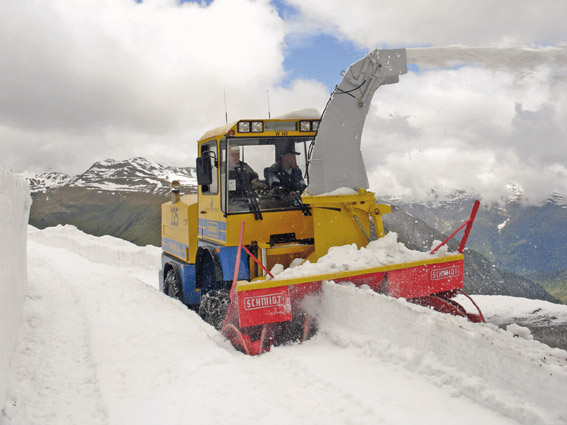 supra 系列抛雪车