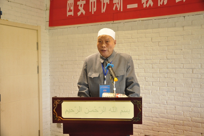 伊协还邀请了甘肃省少数民族古籍整理研究与出版办公室研究员虎隆老师