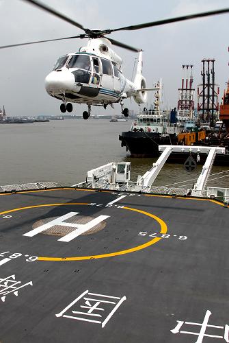 我公司1.8米c波段船载动中通成功应用于中国海监船-北京达顺威尔科技