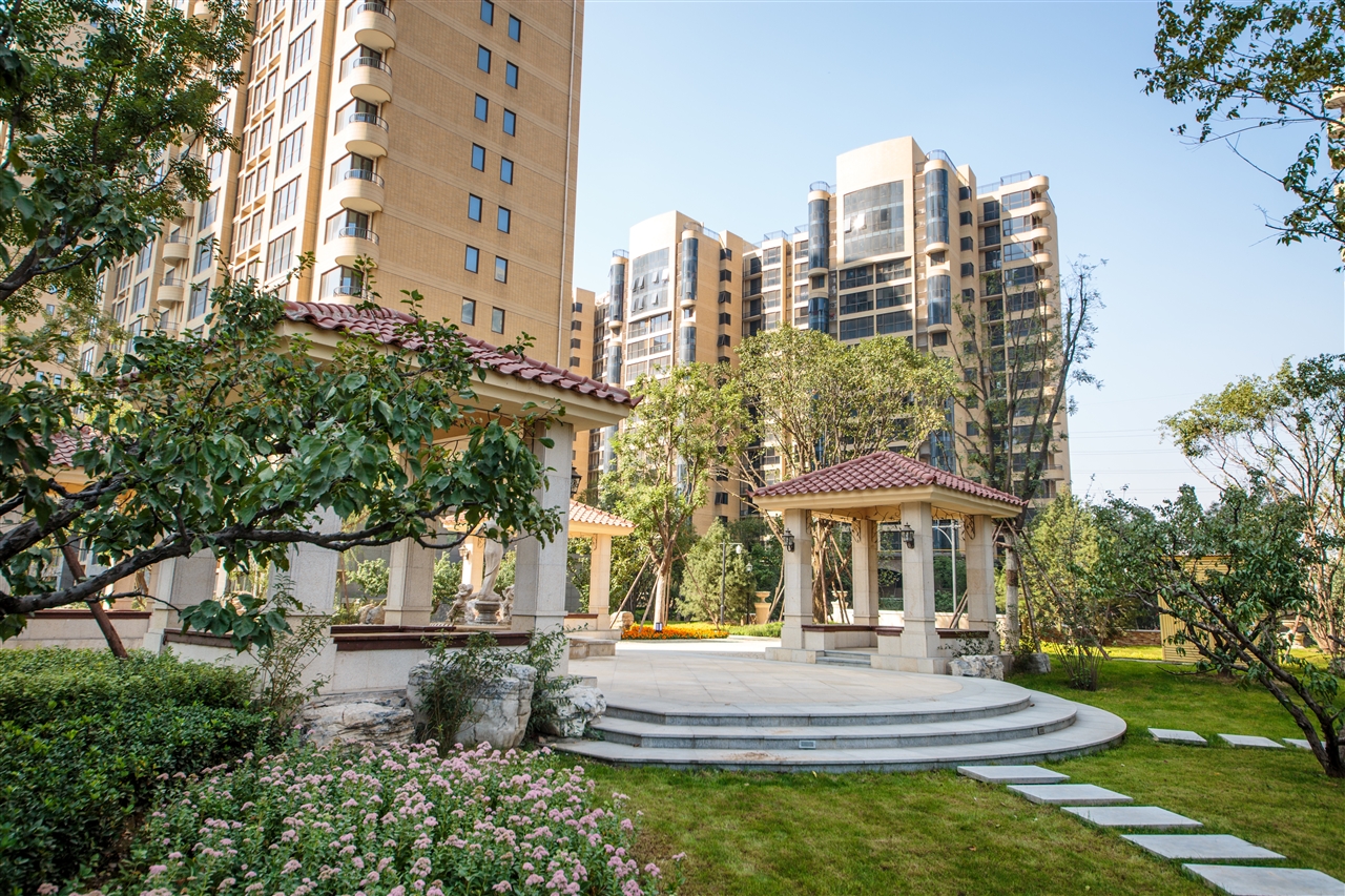 西安绿色家园住宅小区ⅠⅡ标段景观绿化工程