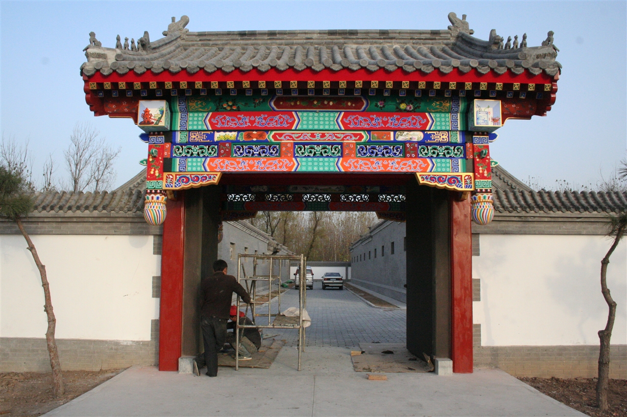 大门彩画-北京华艺园古建筑工程公司|古建筑施工设计|古建彩绘|传统