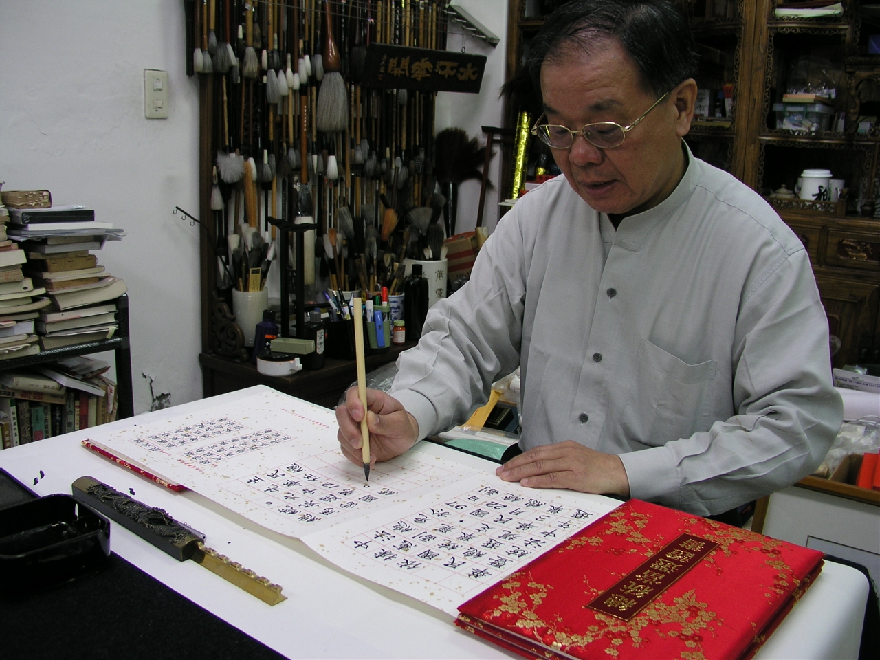 著名书法家张炳煌先生简介-国际文化艺术网