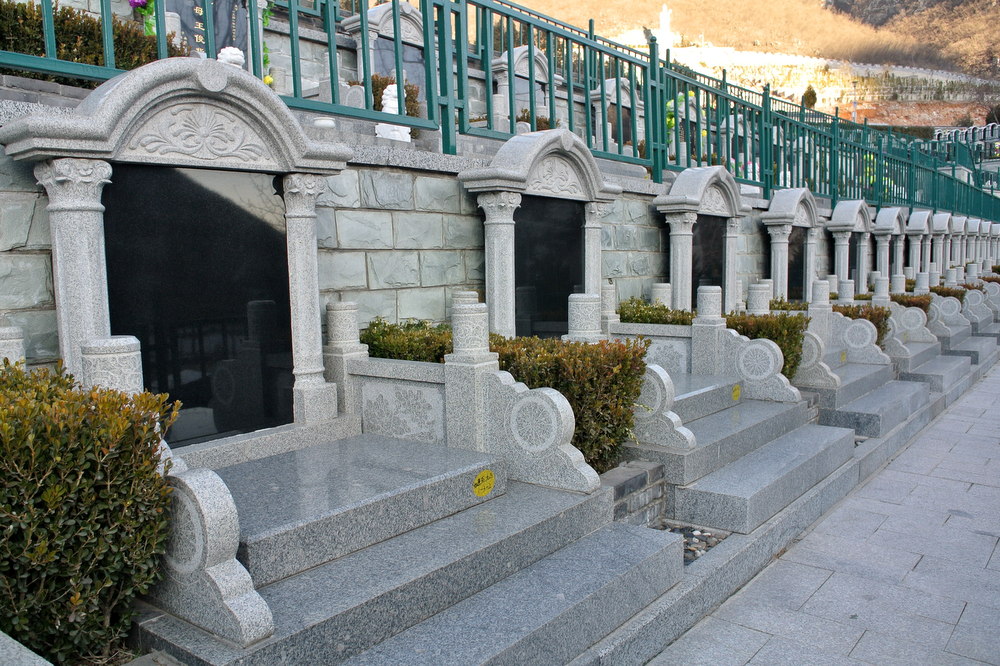 组合墓碑(实例2)-北京墓碑制作|墓碑雕刻|墓碑设计|丧葬中心-北京明杰