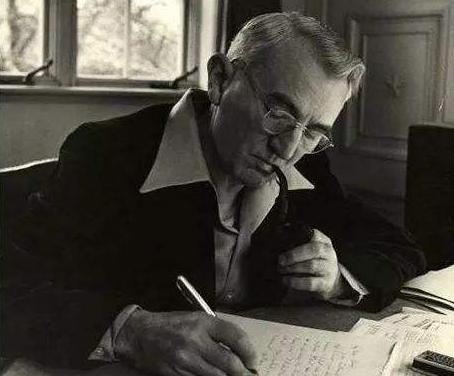 卡耐基人性的弱点最经典的10句话把现实说得太透了